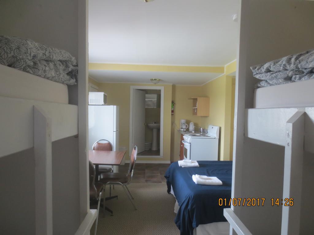 Brackley Beach Hostel Buitenkant foto