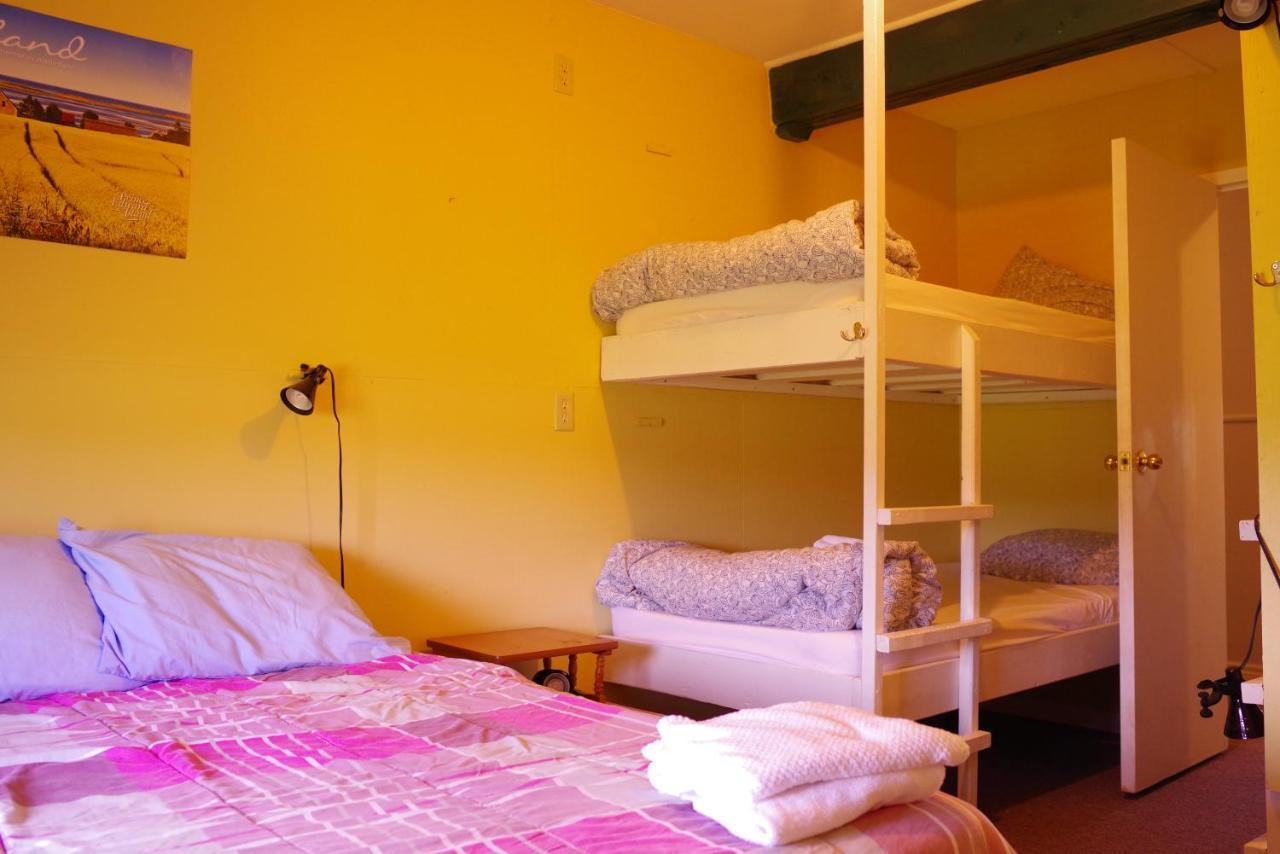 Brackley Beach Hostel Buitenkant foto