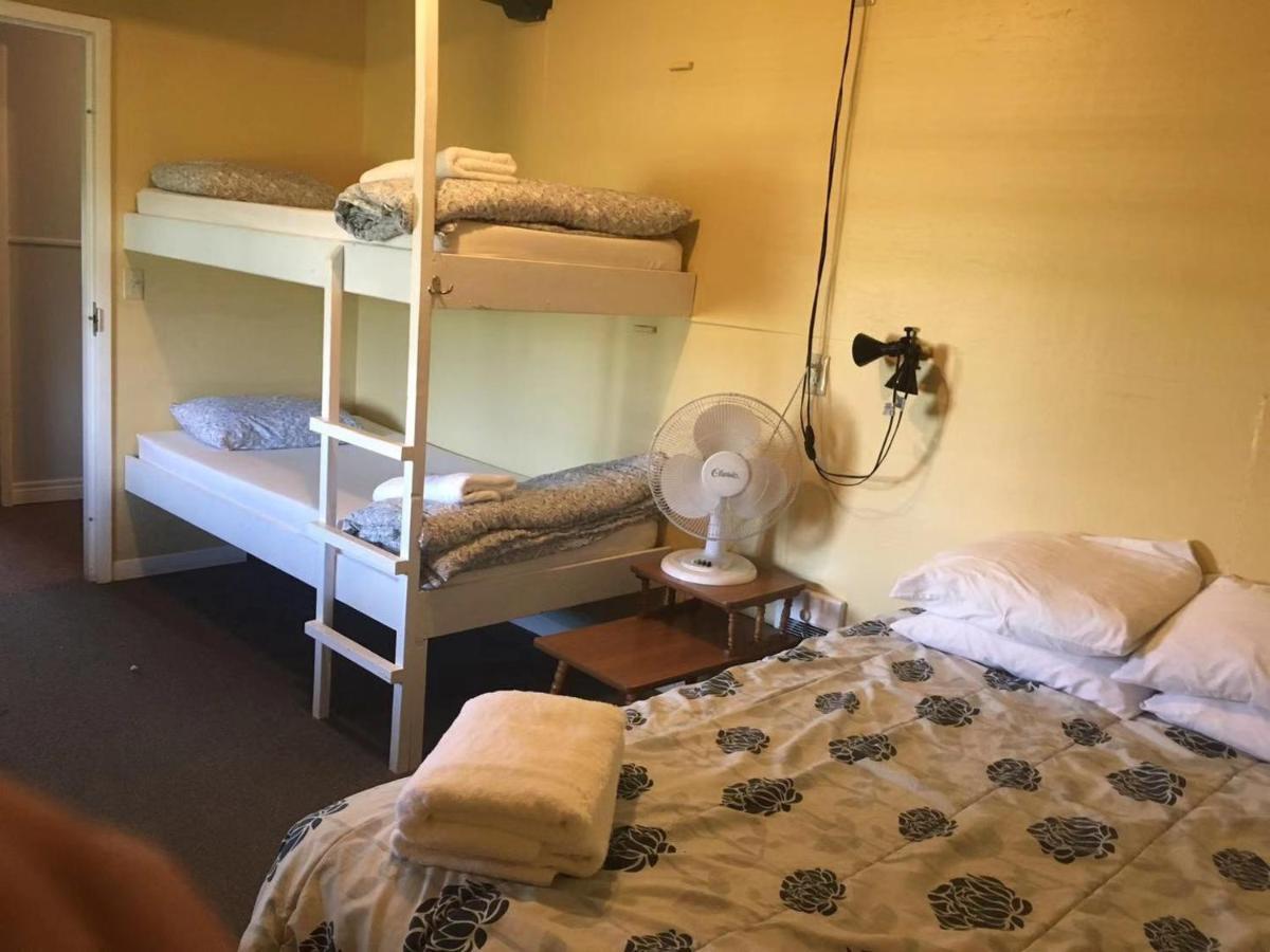 Brackley Beach Hostel Buitenkant foto